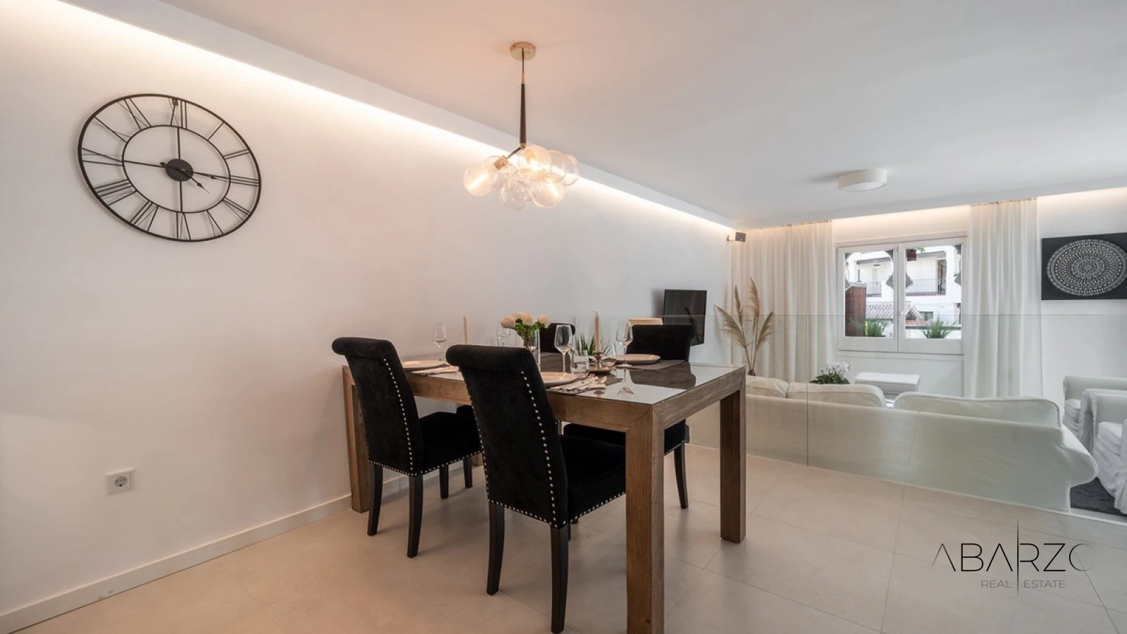 Renovated Townhouse with Solarium and Parking in Nueva Andalucía — interior, Nueva Andalucía, Marbella (17 of 34)