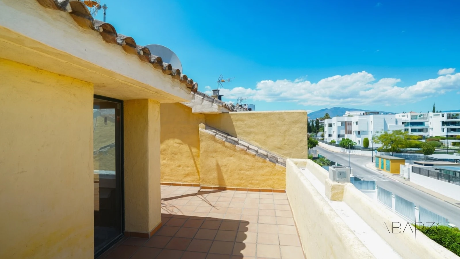 Townhouse with Private Pool near Services in Cancelada, Estepona — interior, New Golden Mile, Estepona (30 of 42)