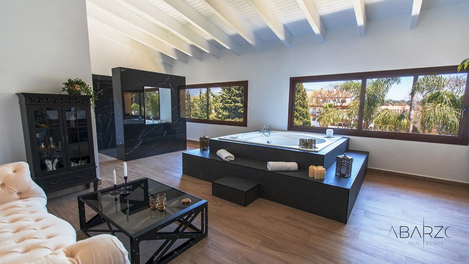 Andalusian Villa with Private Pool in Atalaya Río Verde, Nueva Andalucía — interior, Nueva Andalucía, Marbella (23 of 27)