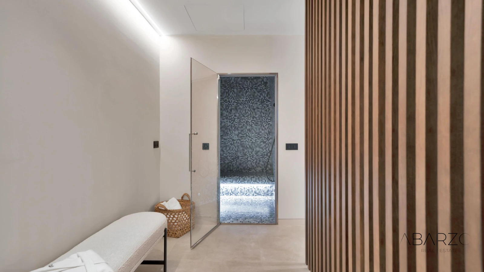 Contemporary Villa with Spa, Rooftop Jacuzzi and Infinity Pool in Nueva Andalucía — interior, Nueva Andalucía, Marbella (48 of 49)