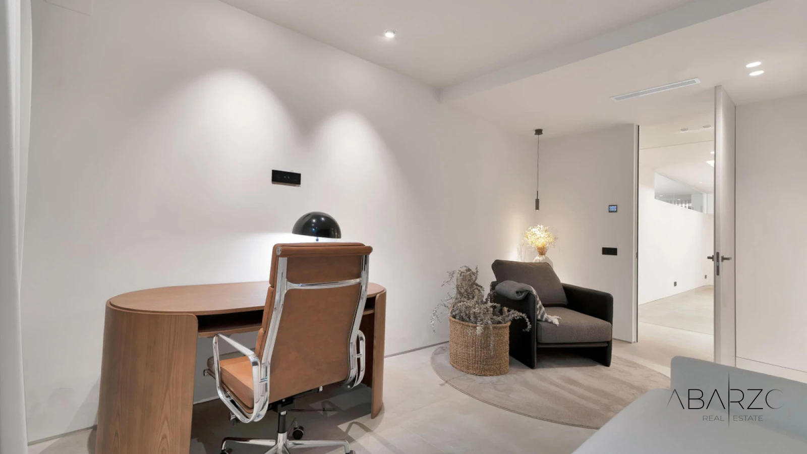 Contemporary Villa with Spa, Rooftop Jacuzzi and Infinity Pool in Nueva Andalucía — interior, Nueva Andalucía, Marbella (41 of 49)