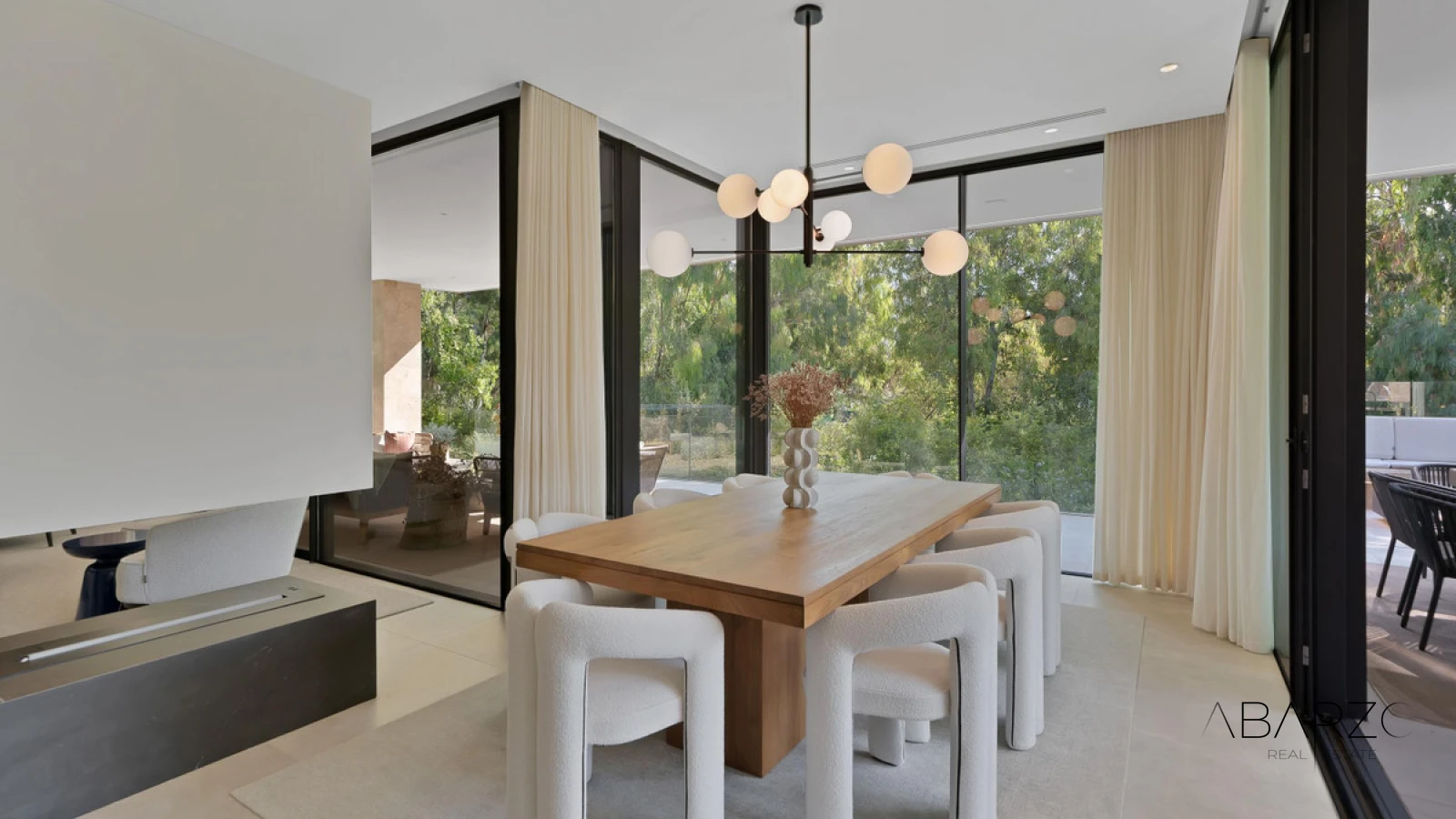 Contemporary Villa with Spa, Rooftop Jacuzzi and Infinity Pool in Nueva Andalucía — interior, Nueva Andalucía, Marbella (12 of 49)