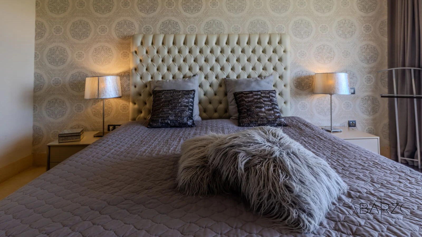 Turnkey Luxury Apartment with Private Terrace in Benahavis — interior, Los Arqueros, Benahavís (22 of 32)