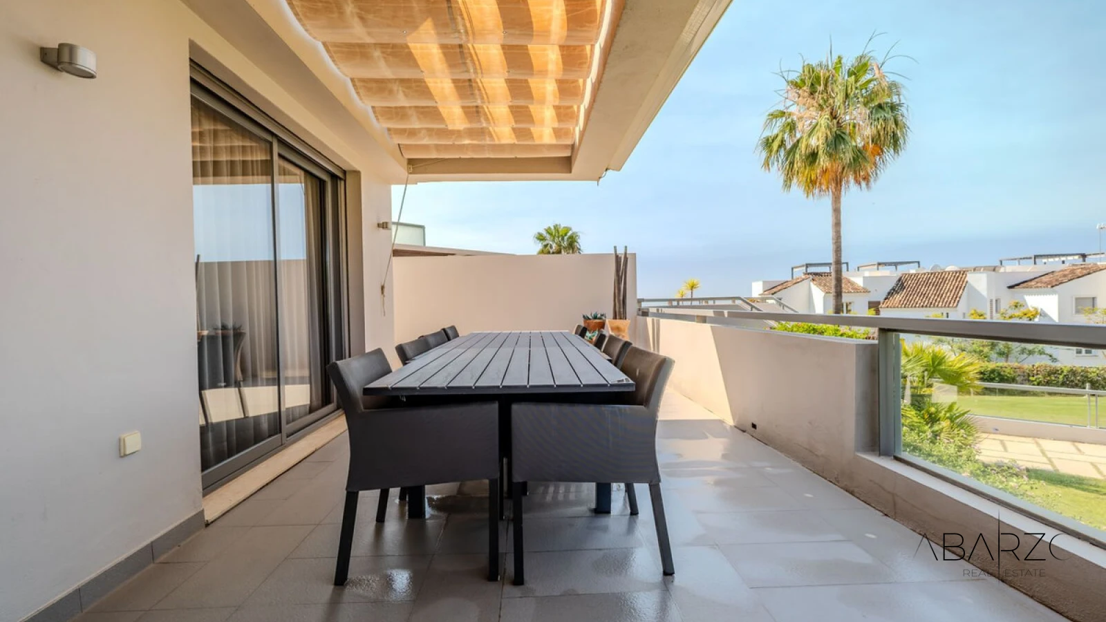 Turnkey Luxury Apartment with Private Terrace in Benahavis — interior, Los Arqueros, Benahavís (12 of 32)