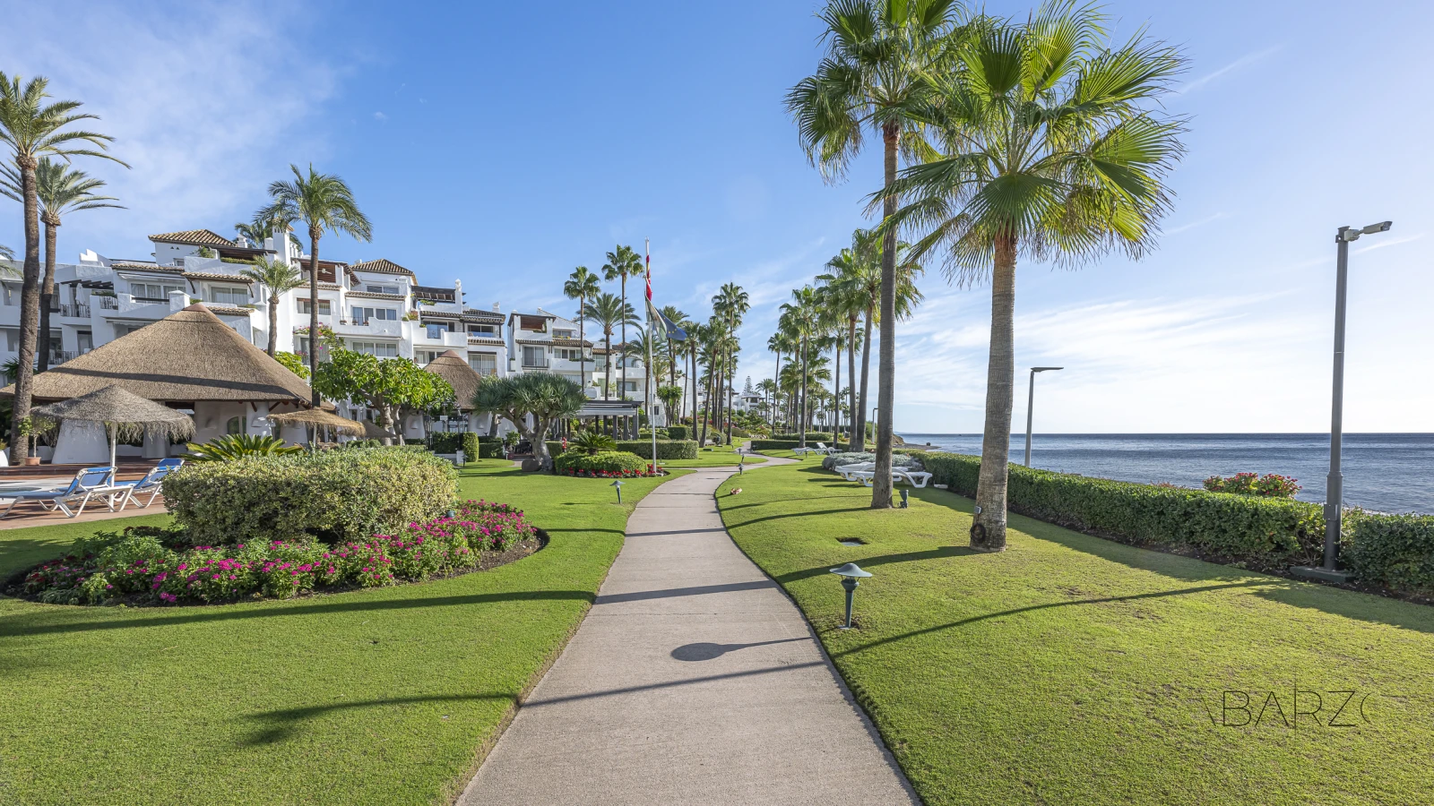 Renovated Apartment on the First Line in Estepona — interior, New Golden Mile, Estepona (28 of 30)