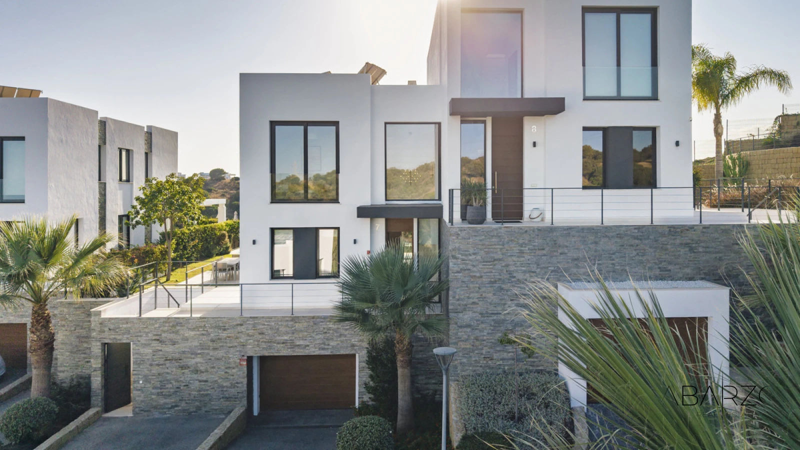 Elegant semi-detached villa in Cabopino Golf, Marbella with panoramic sea views — interior, Marbella East, Marbella (4 of 28)