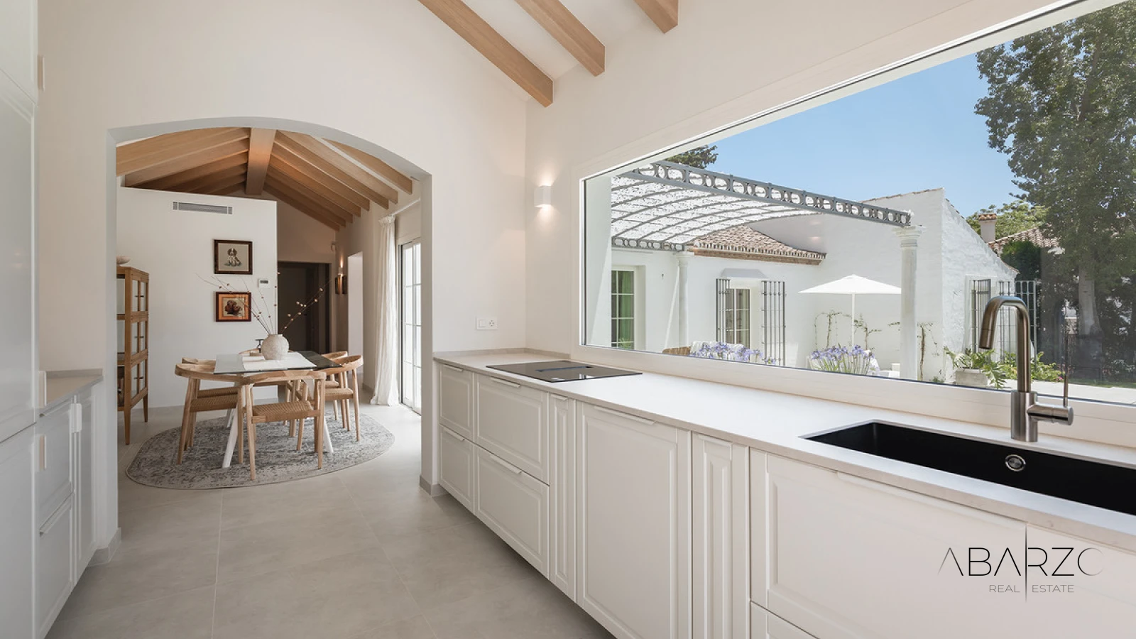 Средиземноморская вилла с садом и бассейном в Гуадальмина Альта — interior, Guadalmina Alta, San Pedro de Alcántara (25 of 37)