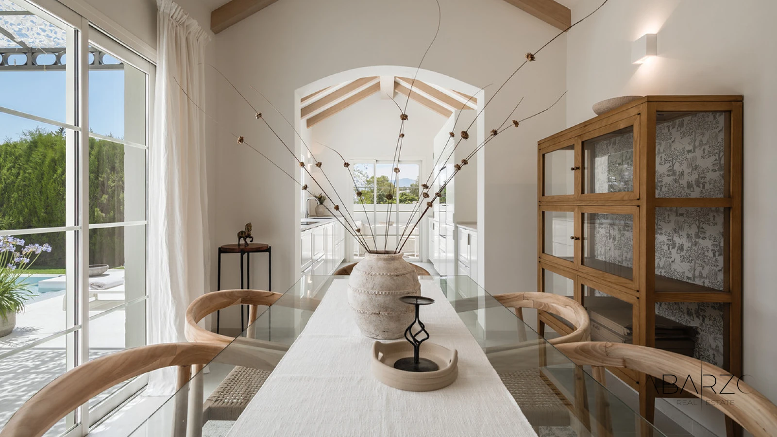 Средиземноморская вилла с садом и бассейном в Гуадальмина Альта — interior, Guadalmina Alta, San Pedro de Alcántara (23 of 37)
