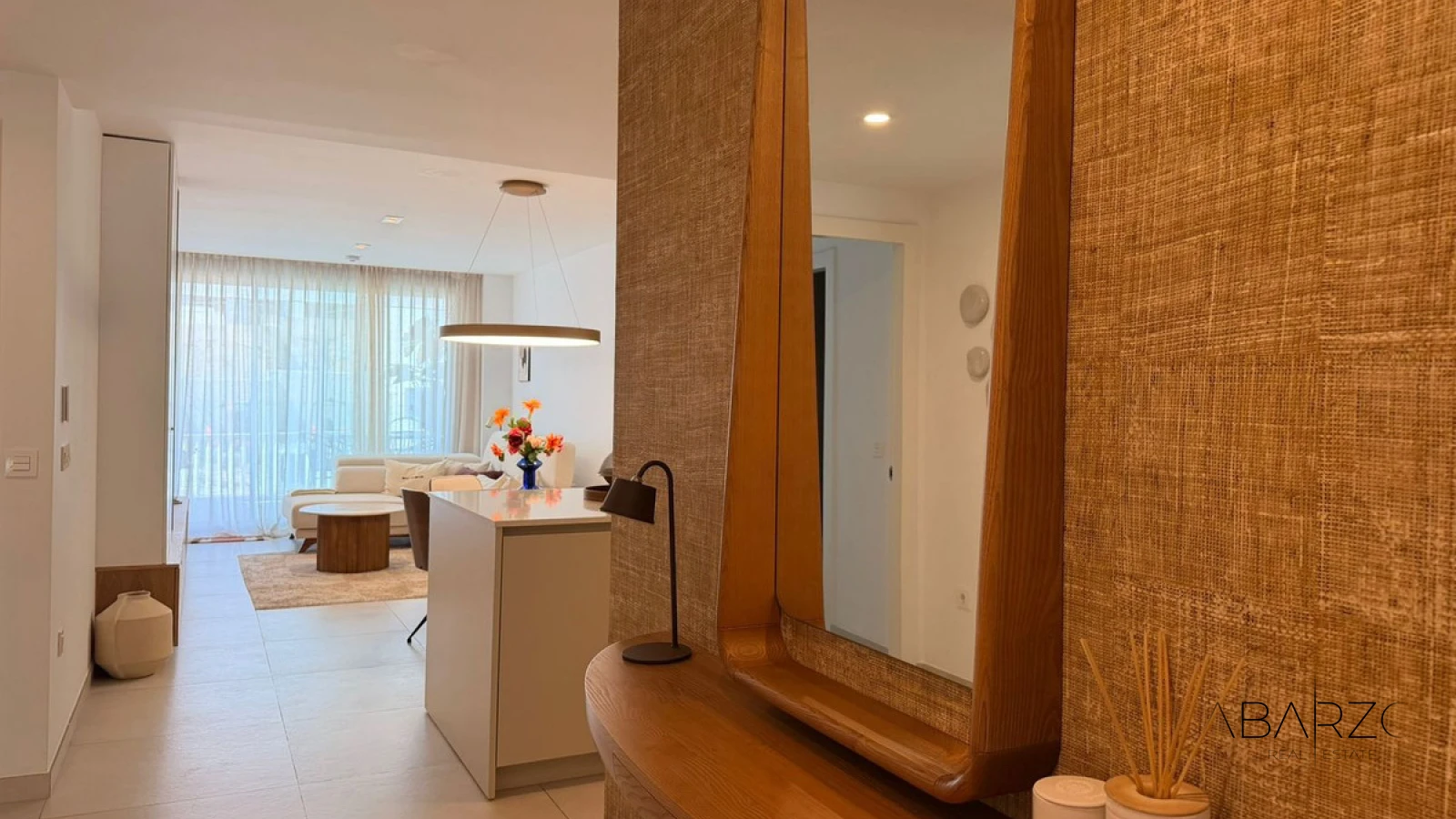 Apartment near beach with panoramic terrace in Elviria, Marbella — interior, Marbella East, Marbella (3 of 25)