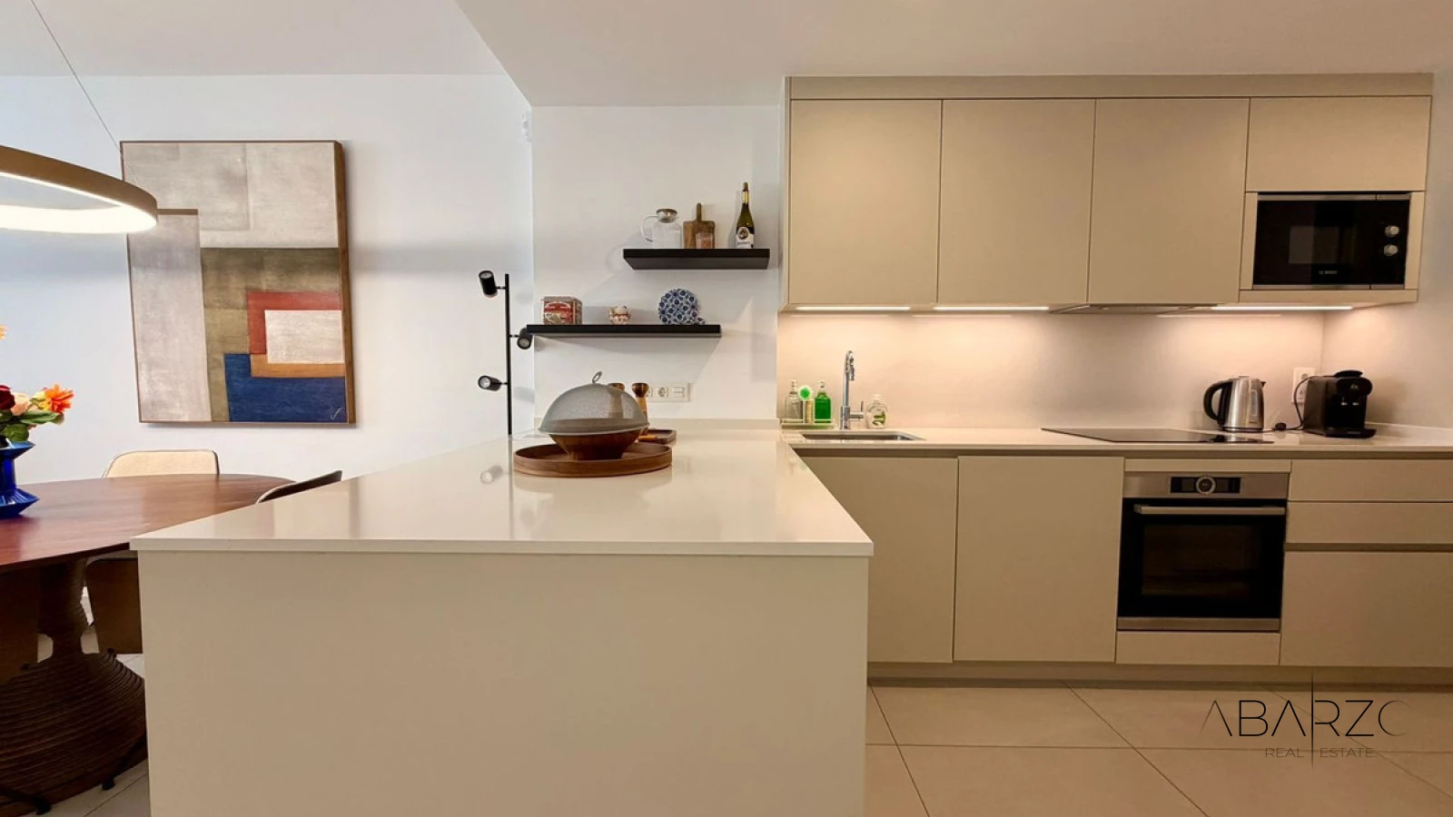 Apartment near beach with panoramic terrace in Elviria, Marbella — interior, Marbella East, Marbella (10 of 25)