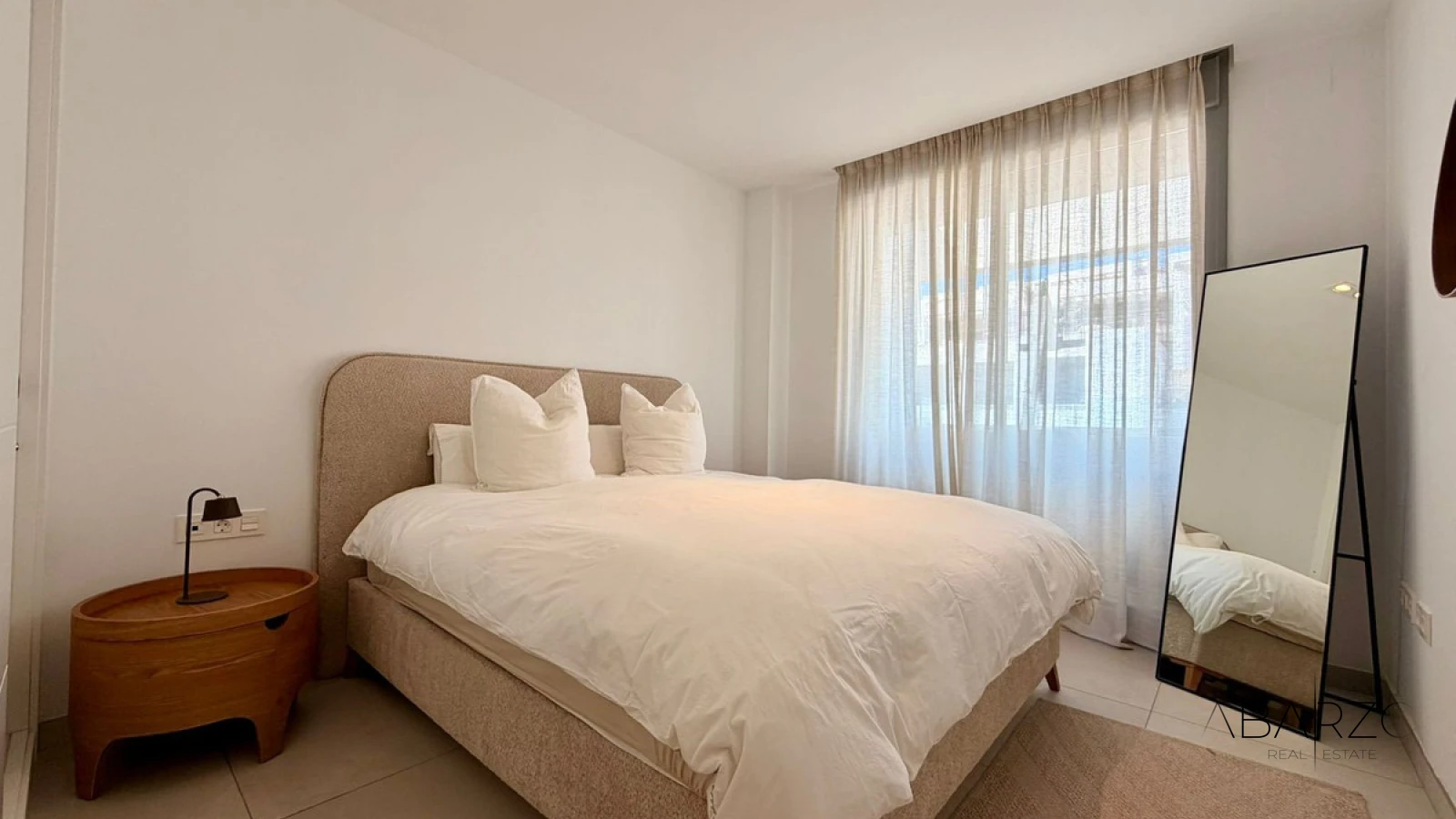 Apartment near beach with panoramic terrace in Elviria, Marbella — interior, Marbella East, Marbella (14 of 25)