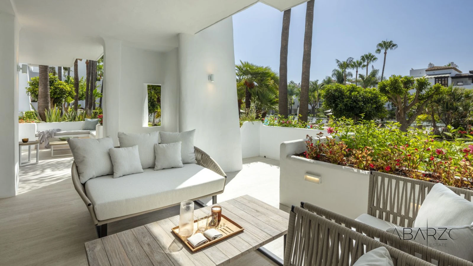 Ground-Floor Apartment with Terrace in Puente Romano, Marbella Golden Mile — interior, Golden Mile, Marbella (3 of 23)