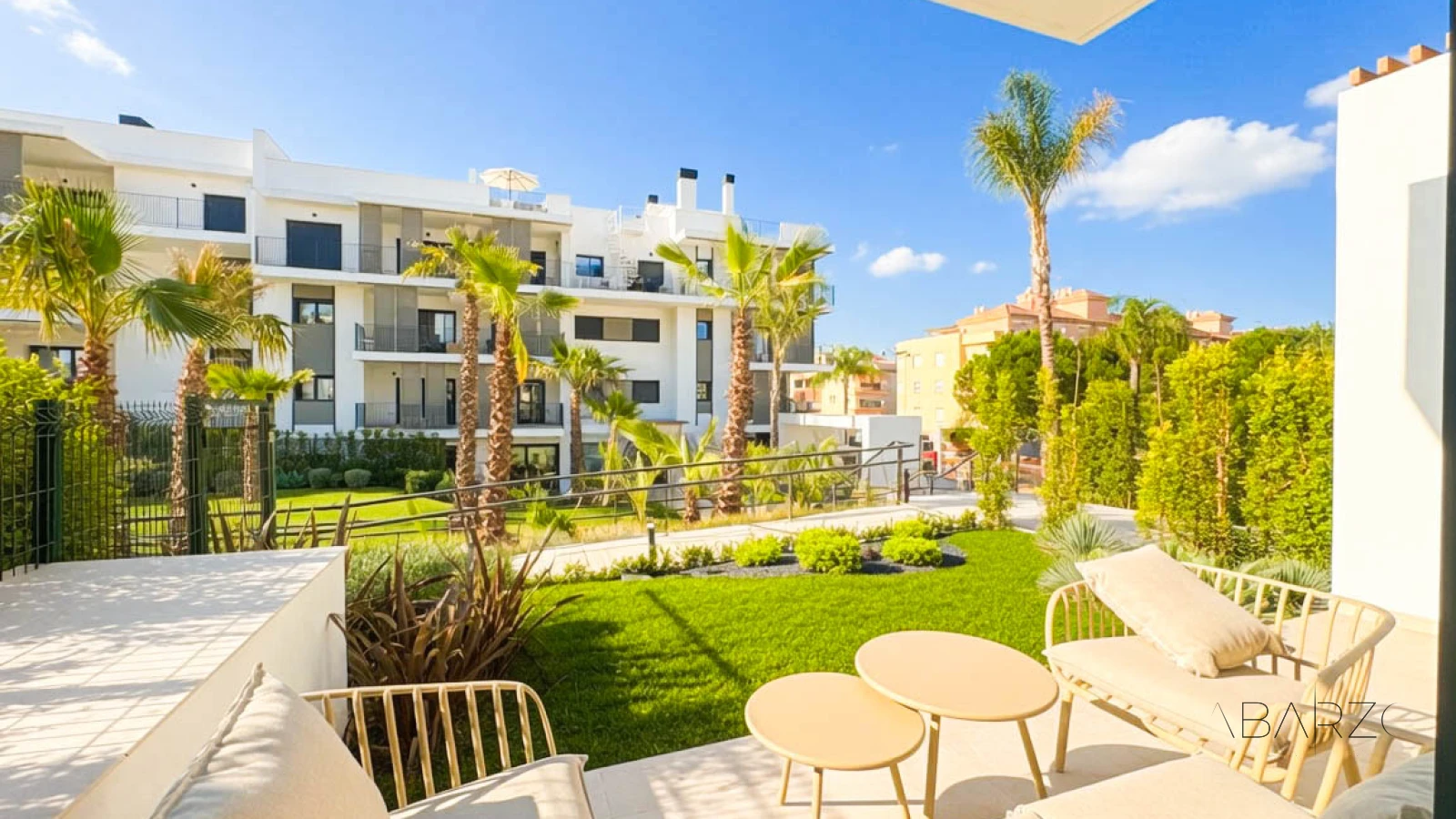 New build apartment with pool and parking near beach in Estepona — interior, Estepona Port, Estepona (31 of 48)