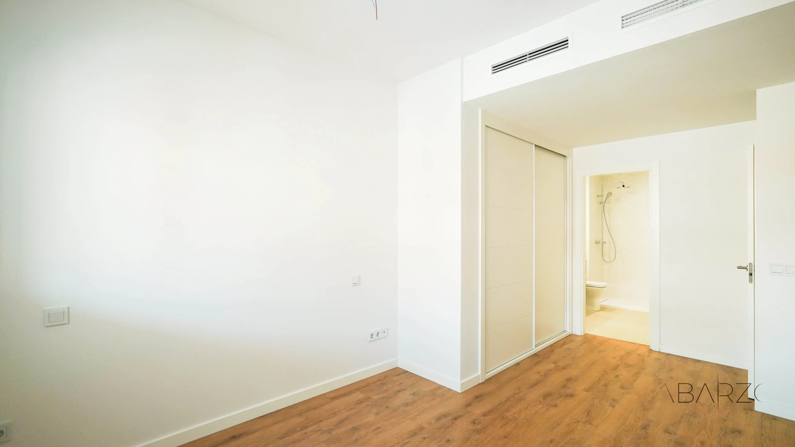 New build apartment with pool and parking near beach in Estepona — interior, Estepona Port, Estepona (14 of 48)