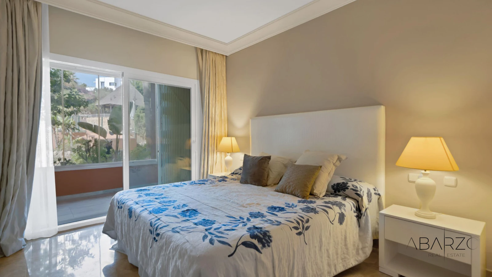 Ground Floor Apartment with Jacuzzi and Golf Views, in Nueva Andalucía — interior, Nueva Andalucía, Marbella (32 of 35)