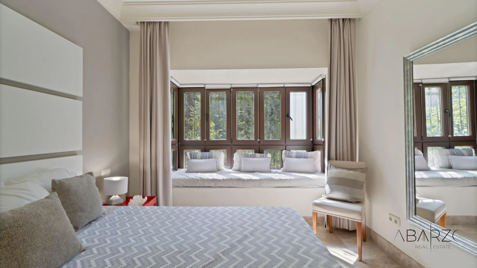 Ground Floor Apartment with Jacuzzi and Golf Views, in Nueva Andalucía — interior, Nueva Andalucía, Marbella (15 of 35)