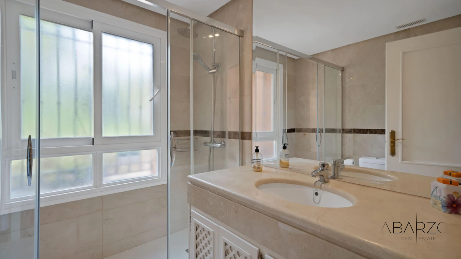 Ground Floor Apartment with Jacuzzi and Golf Views, in Nueva Andalucía — interior, Nueva Andalucía, Marbella (17 of 35)