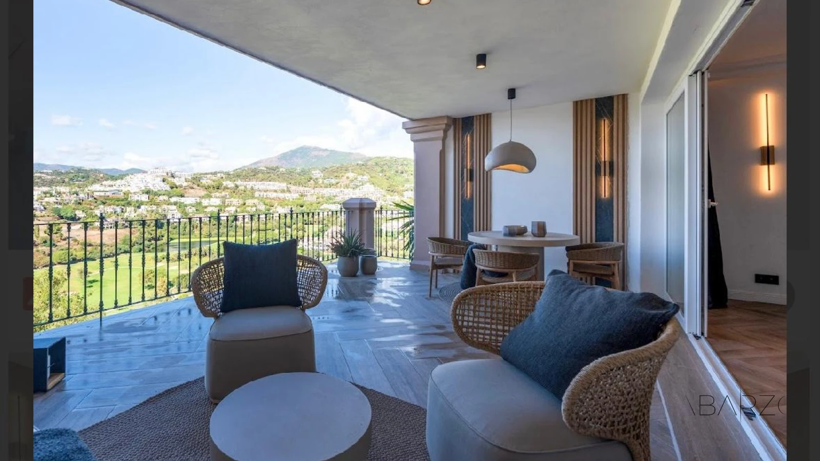 Renovated townhouse with golf and sea views in Monte Halcones, Benahavis — interior, Los Arqueros, Benahavís (19 of 48)