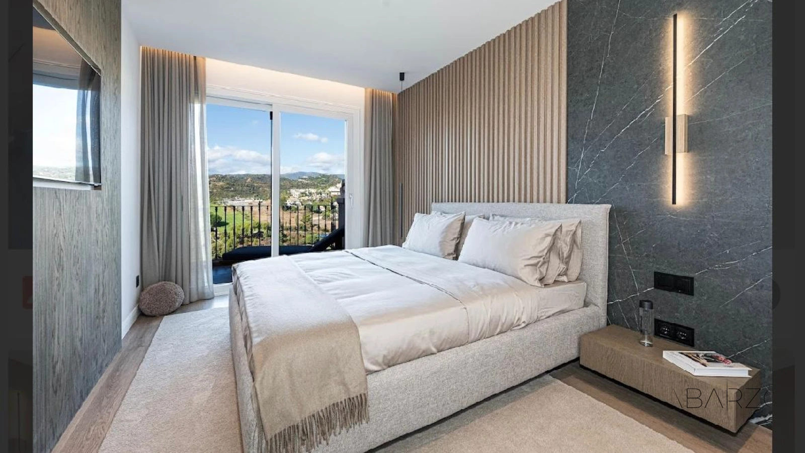 Renovated townhouse with golf and sea views in Monte Halcones, Benahavis — interior, Los Arqueros, Benahavís (39 of 48)