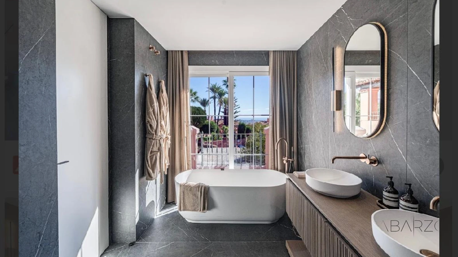 Renovated townhouse with golf and sea views in Monte Halcones, Benahavis — interior, Los Arqueros, Benahavís (37 of 48)