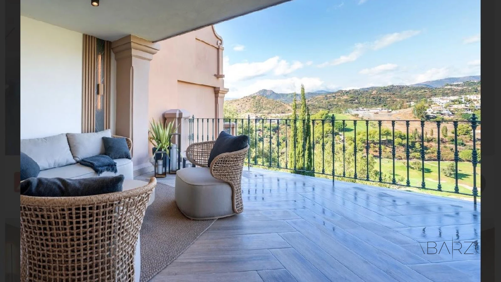 Renovated townhouse with golf and sea views in Monte Halcones, Benahavis — interior, Los Arqueros, Benahavís (18 of 48)
