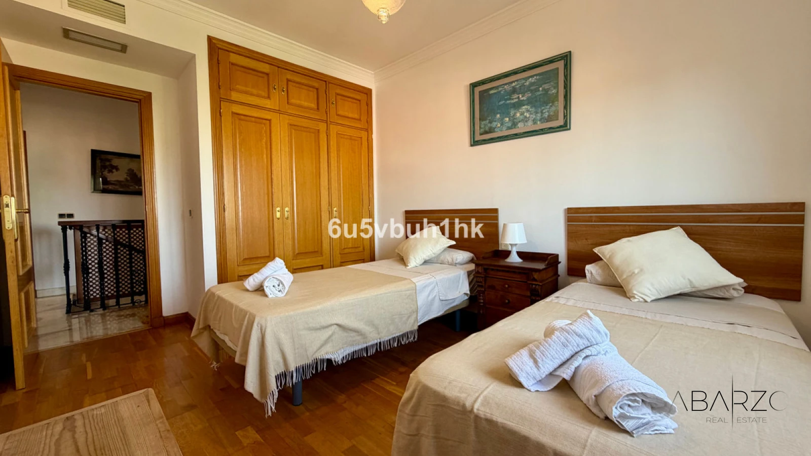 Semi-detached villa in Bello Horizonte Marbella with private pool and sea views — interior, Marbella Centro, Marbella (23 of 44)