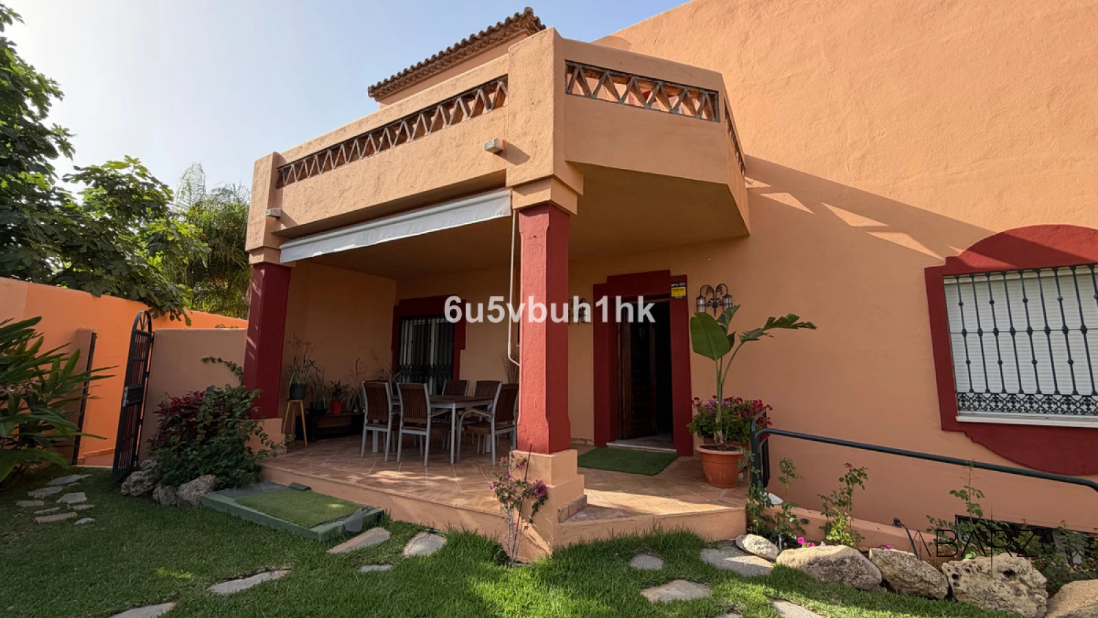 Semi-detached villa in Bello Horizonte Marbella with private pool and sea views — interior, Marbella Centro, Marbella (7 of 44)