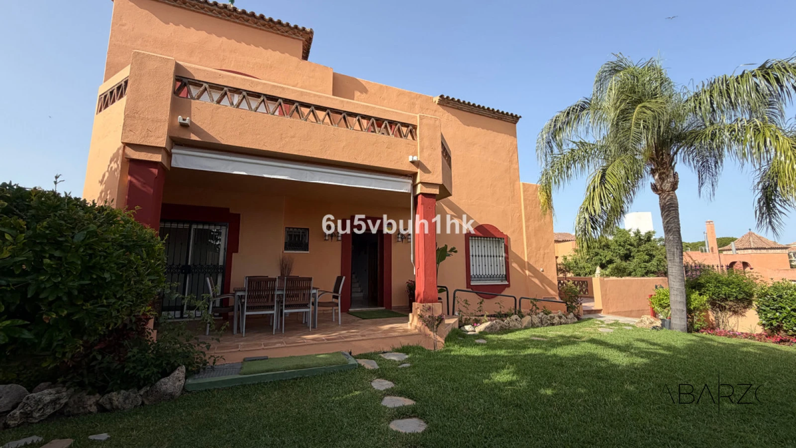 Semi-detached villa in Bello Horizonte Marbella with private pool and sea views — interior, Marbella Centro, Marbella (6 of 44)