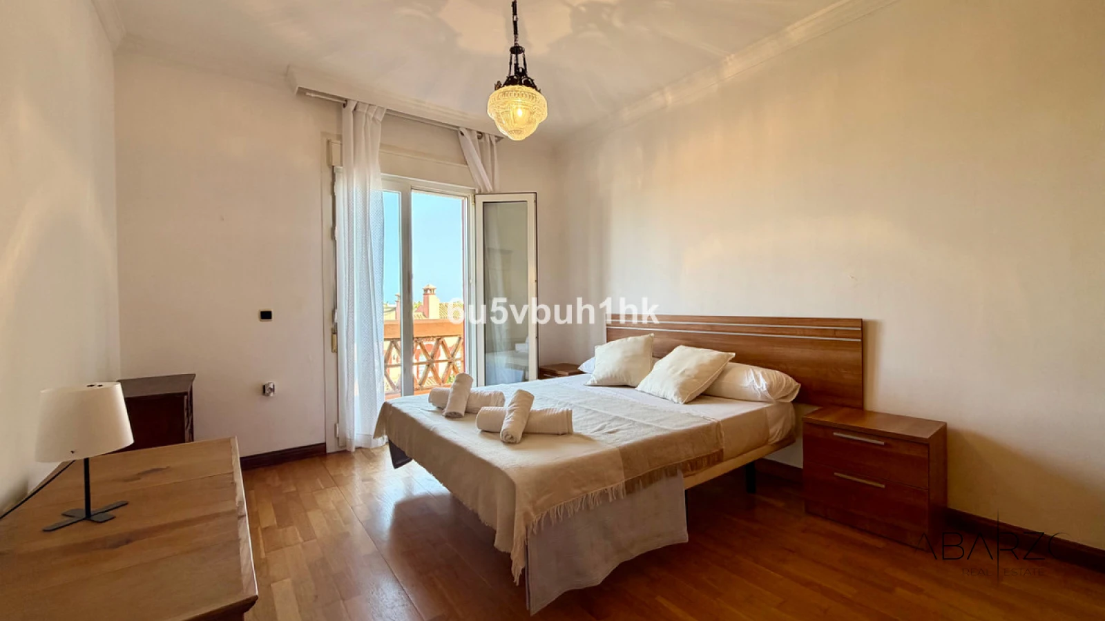 Semi-detached villa in Bello Horizonte Marbella with private pool and sea views — interior, Marbella Centro, Marbella (22 of 44)