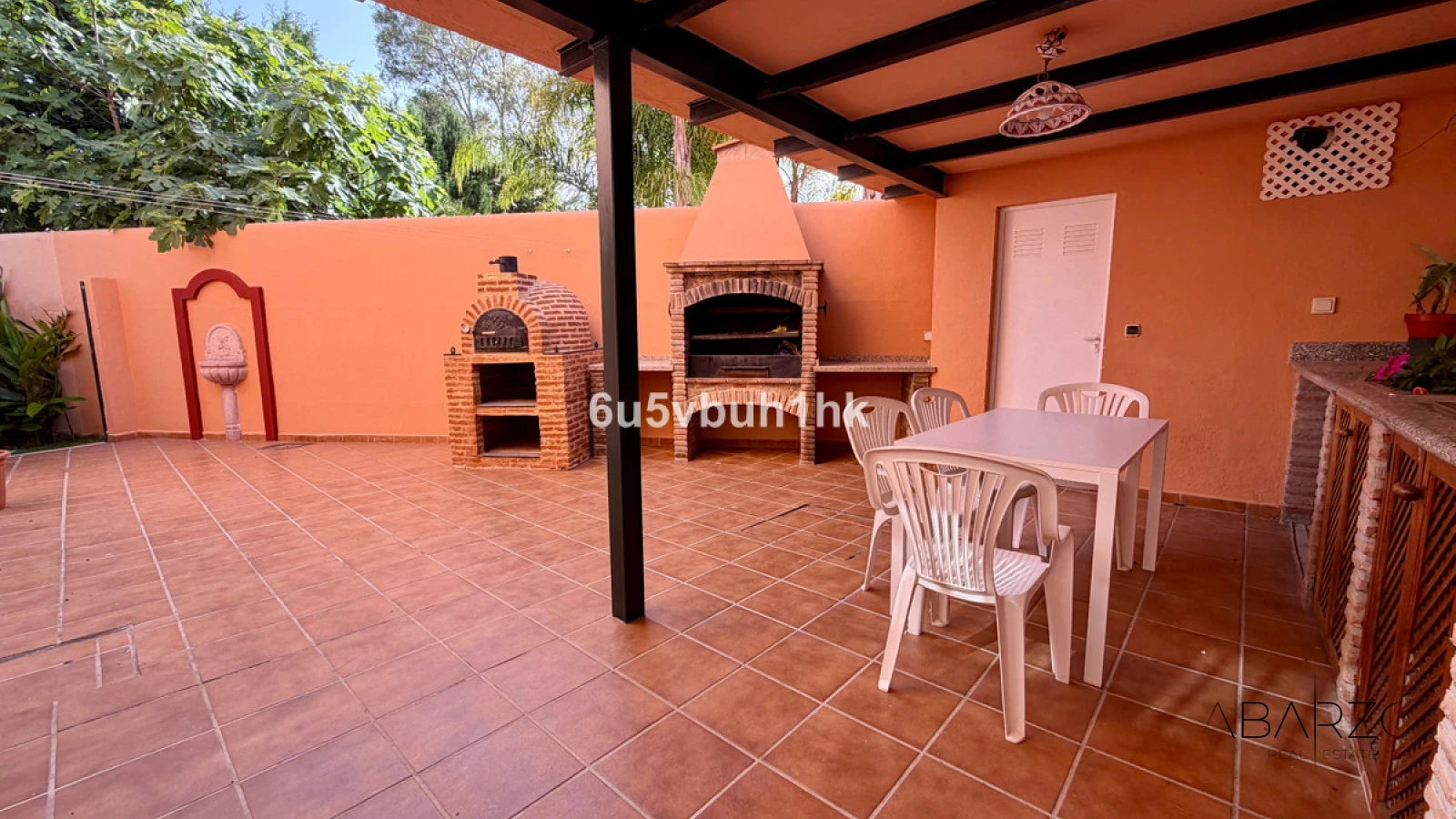Semi-detached villa in Bello Horizonte Marbella with private pool and sea views — interior, Marbella Centro, Marbella (4 of 44)