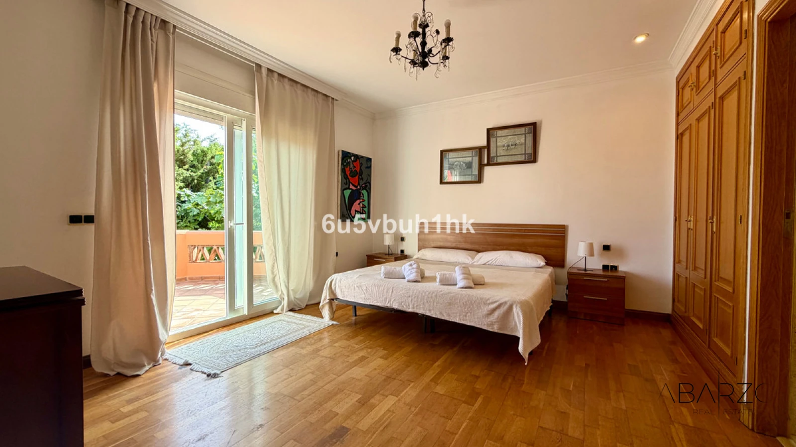 Semi-detached villa in Bello Horizonte Marbella with private pool and sea views — interior, Marbella Centro, Marbella (29 of 44)