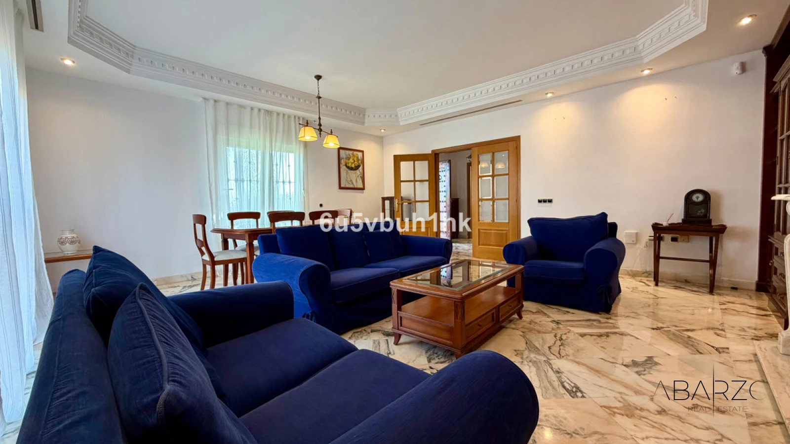 Semi-detached villa in Bello Horizonte Marbella with private pool and sea views — interior, Marbella Centro, Marbella (37 of 44)