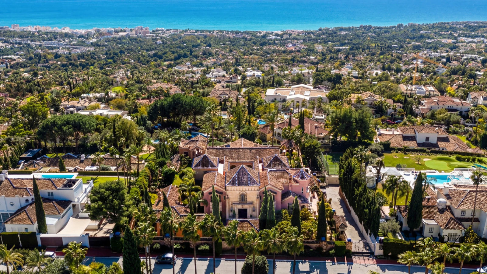 Luxury villa with sea and mountain views in Sierra Blanca — interior, Golden Mile, Marbella (46 of 49)