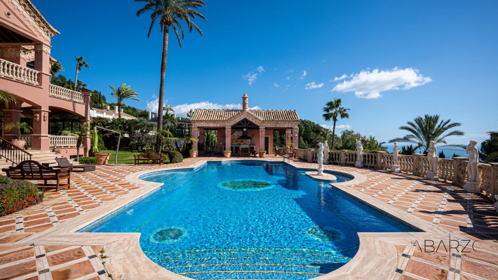 Luxury villa with sea and mountain views in Sierra Blanca — interior, Golden Mile, Marbella (41 of 49)