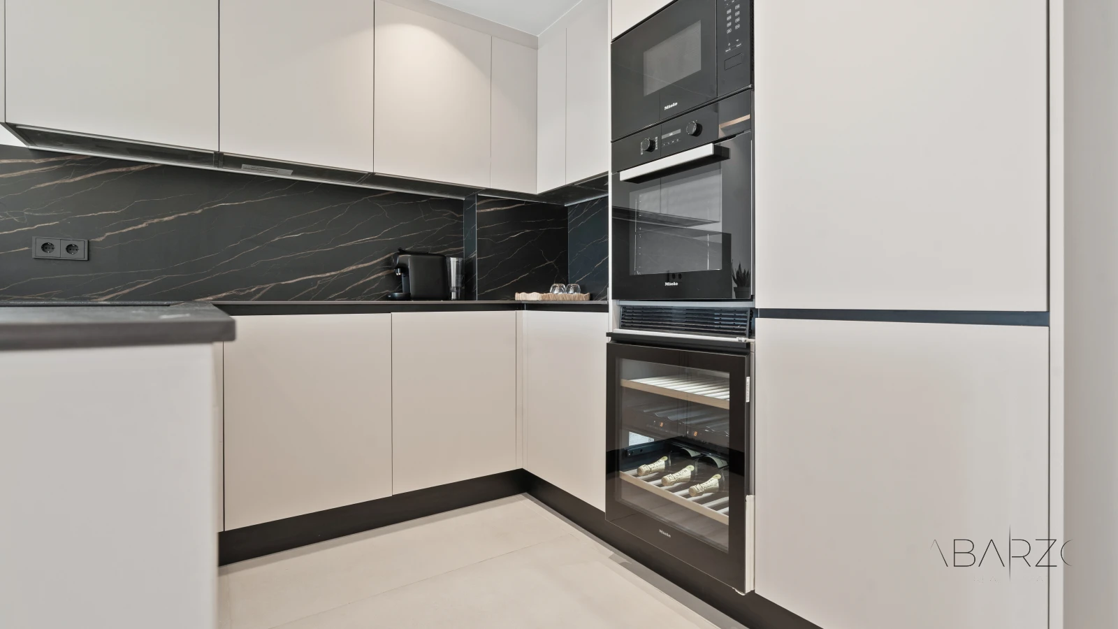 Key Ready Duplex apartments with Private Pool in Golden Hills, Estepona — interior, New Golden Mile, Estepona (6 of 33)