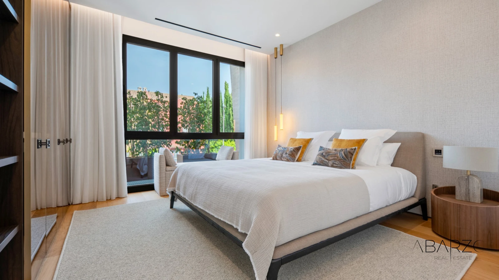 Duplex Apartment by FENDI Casa in The Golden Mile, Marbella — interior, Golden Mile, Marbella (14 of 33)