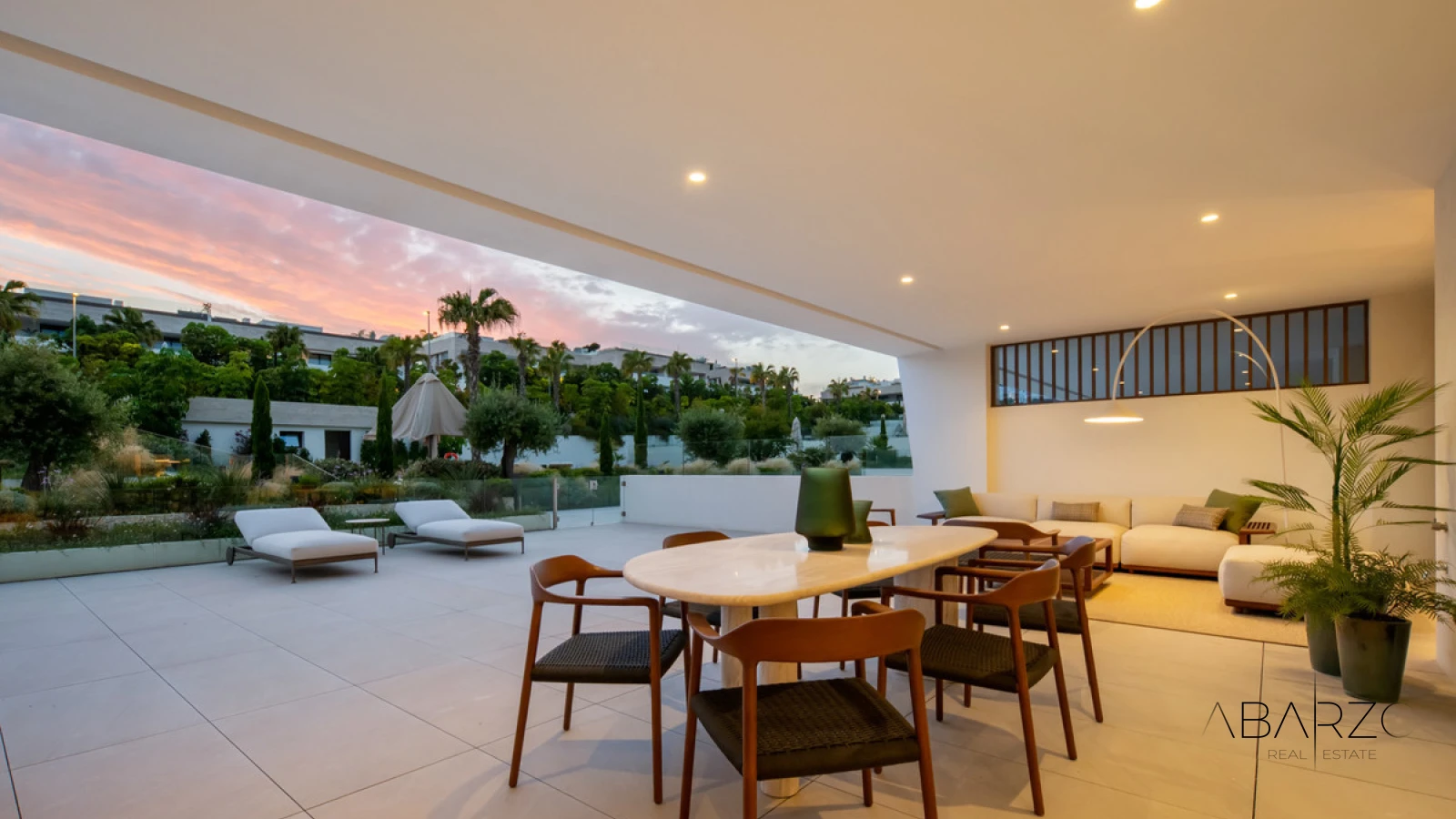 Duplex Apartment by FENDI Casa in The Golden Mile, Marbella — interior, Golden Mile, Marbella (30 of 33)