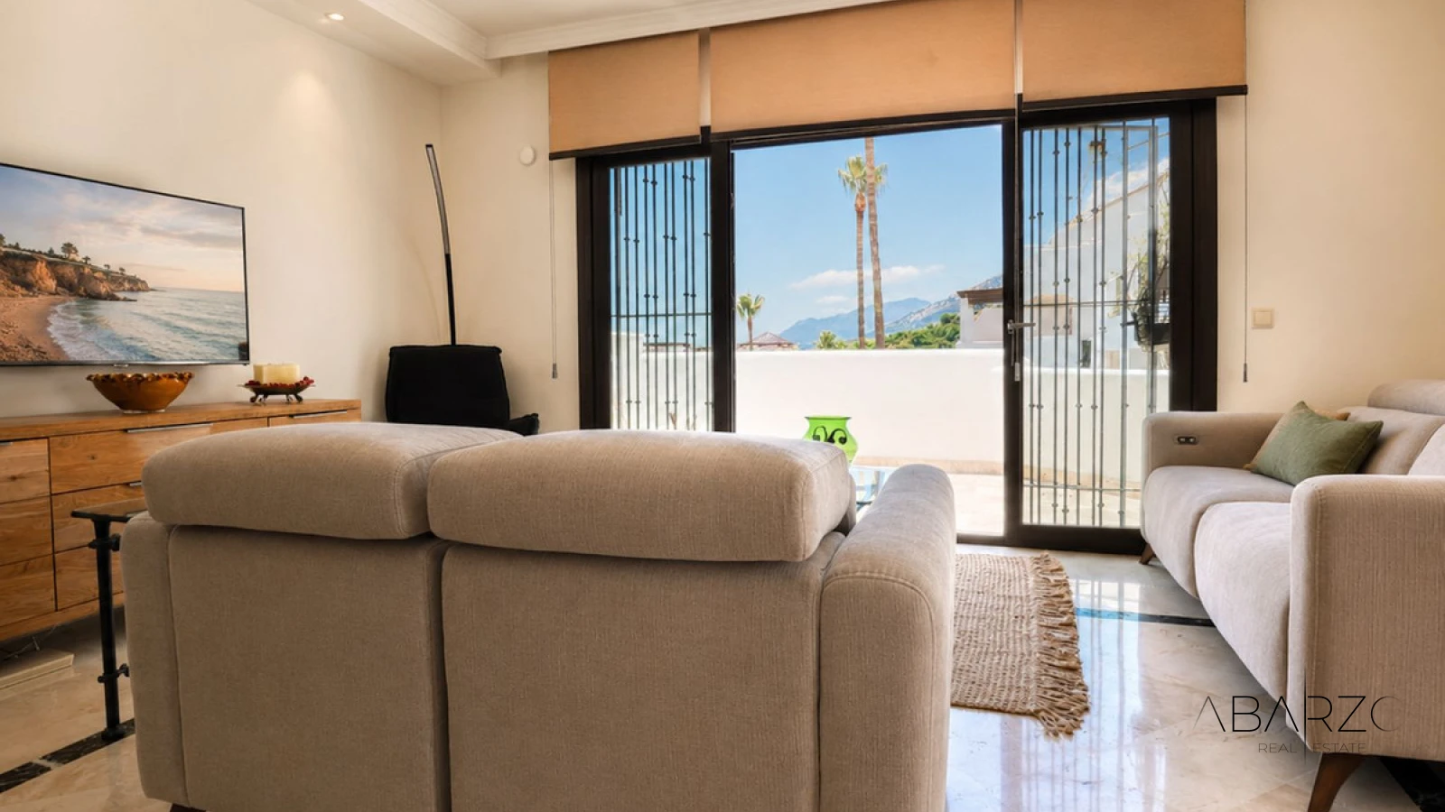Reformed Townhouse with Mountain and Sea Views in Benahavis — interior, Los Arqueros, Benahavís (22 of 29)