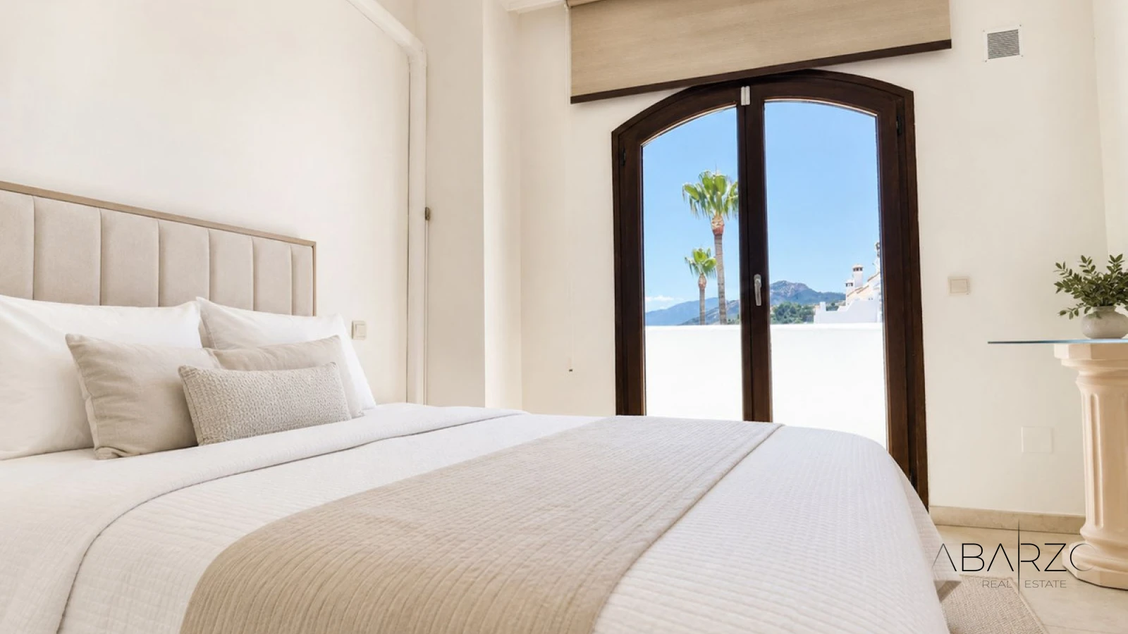 Reformed Townhouse with Mountain and Sea Views in Benahavis — interior, Los Arqueros, Benahavís (7 of 29)