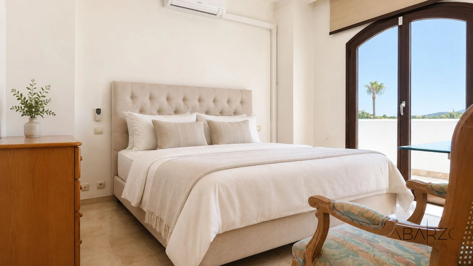 Reformed Townhouse with Mountain and Sea Views in Benahavis — interior, Los Arqueros, Benahavís (26 of 29)
