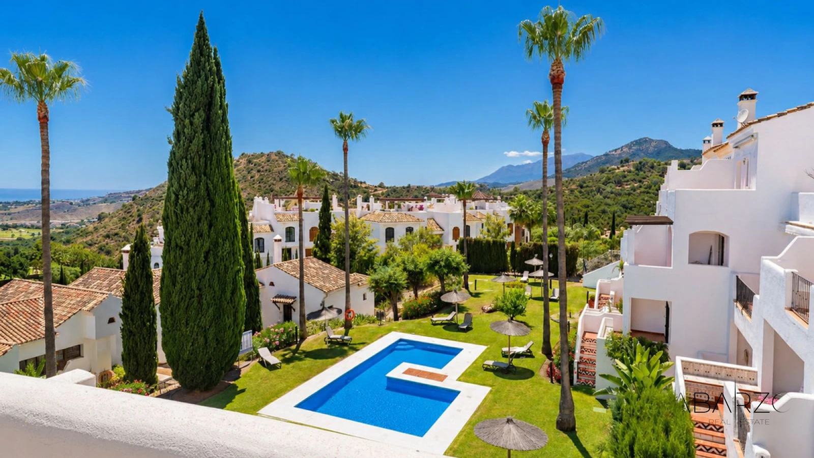 Reformed Townhouse with Mountain and Sea Views in Benahavis — interior, Los Arqueros, Benahavís (3 of 29)