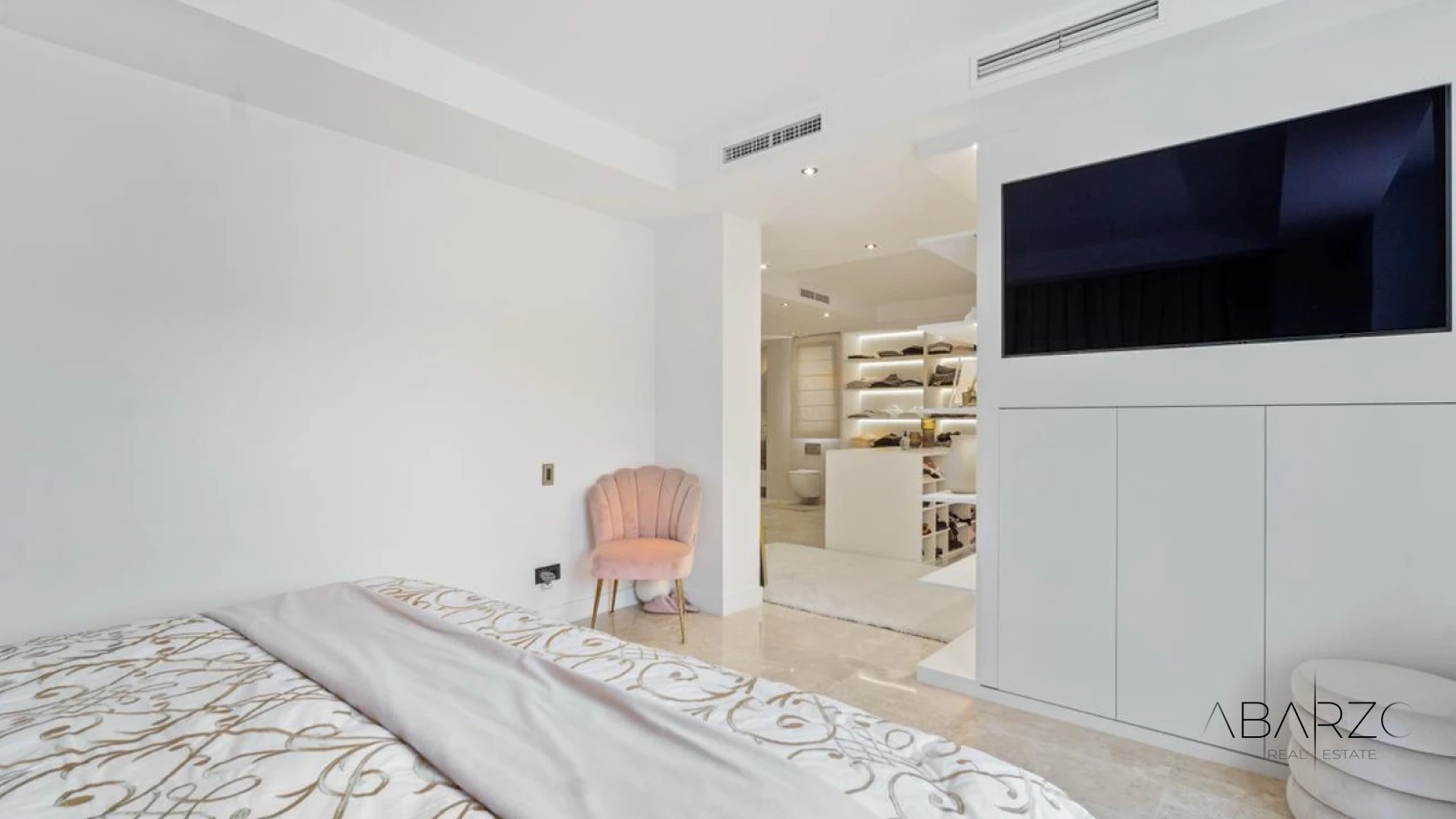 Modern Villa with Sea Views and Pool in Las Chapas, Marbella — interior, Marbella East, Marbella (15 of 49)