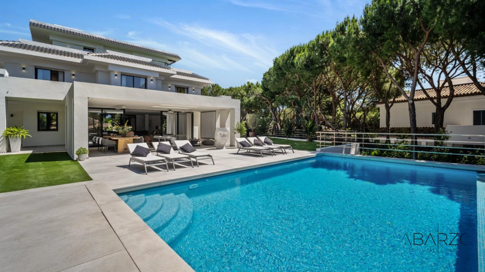 Modern Villa with Sea Views and Pool in Las Chapas, Marbella — interior, Marbella East, Marbella (49 of 49)