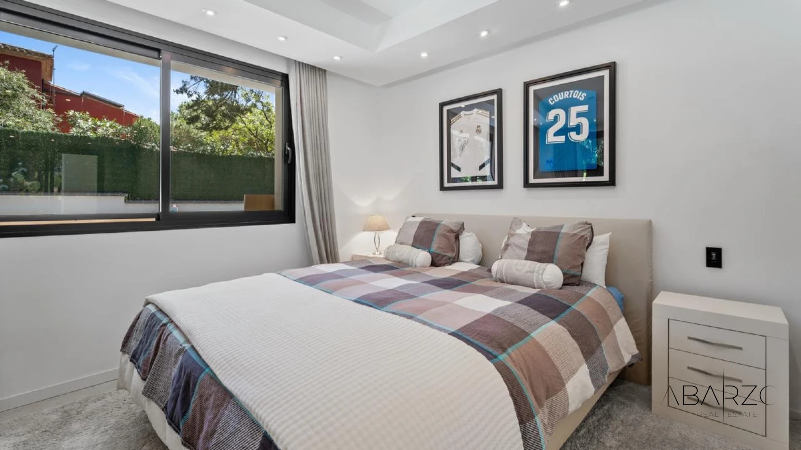 Modern Villa with Sea Views and Pool in Las Chapas, Marbella — interior, Marbella East, Marbella (19 of 49)