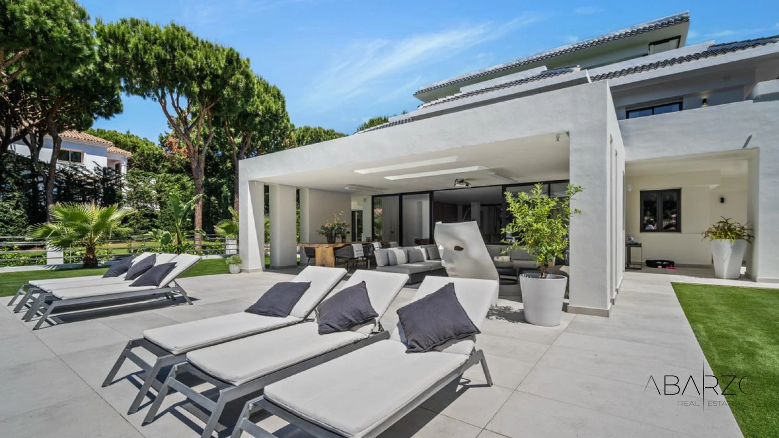 Modern Villa with Sea Views and Pool in Las Chapas, Marbella — interior, Marbella East, Marbella (6 of 49)