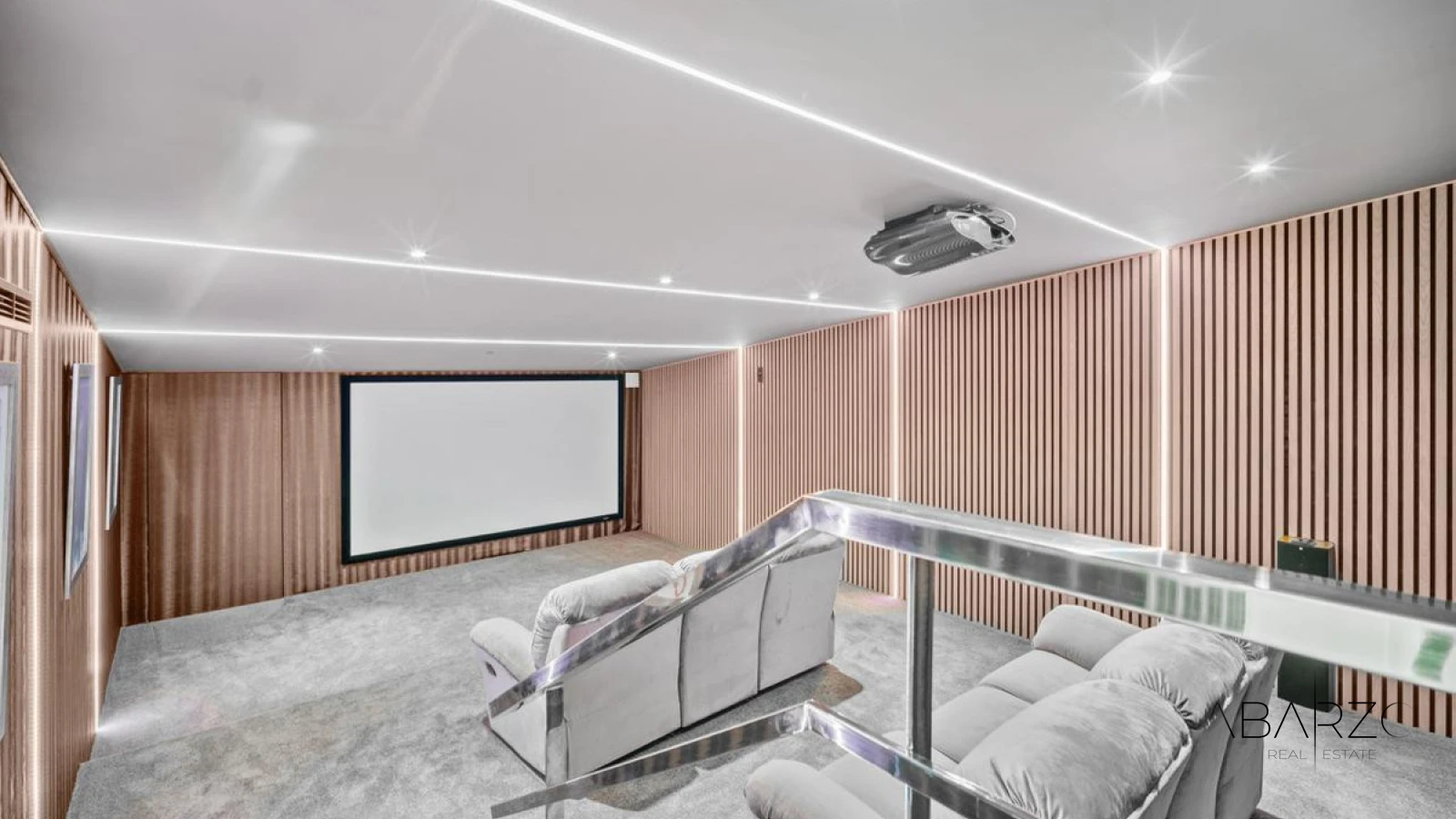 Modern Villa with Sea Views and Pool in Las Chapas, Marbella — interior, Marbella East, Marbella (35 of 49)
