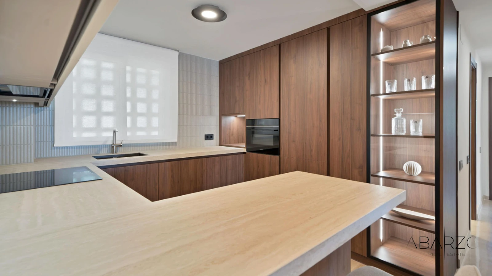 Renovated Apartment with Sea Views and Parking in The Golden Mile, Marbella — interior, Marbella Centro, Marbella (7 of 20)