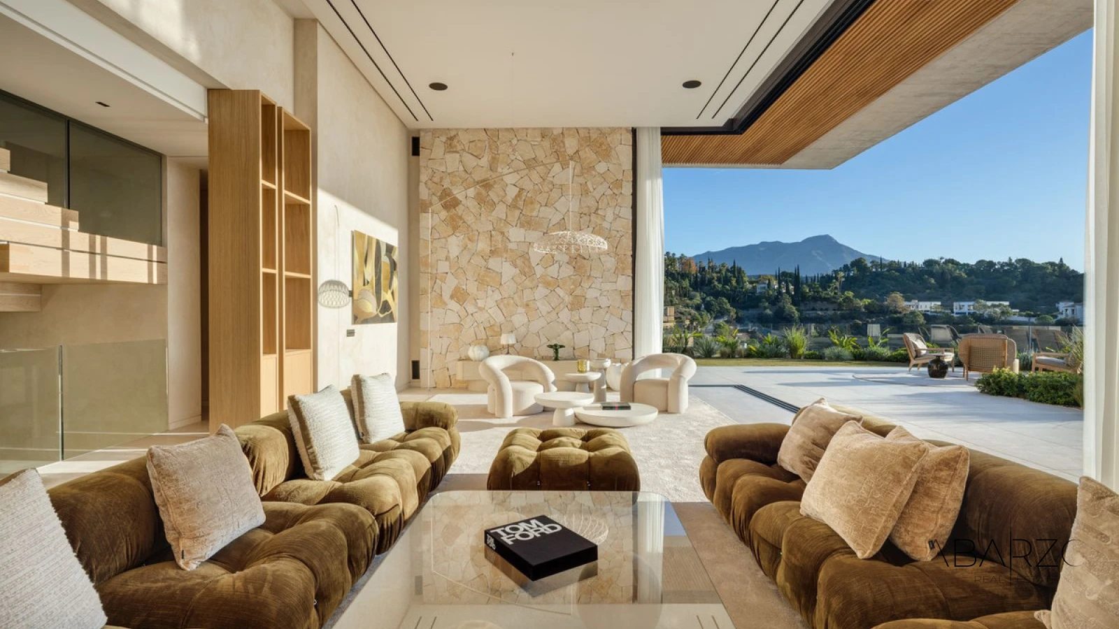 New luxury villa with sea and mountain views in El Madroñal, Benahavís — interior, El Madroñal, Benahavís (8 of 39)