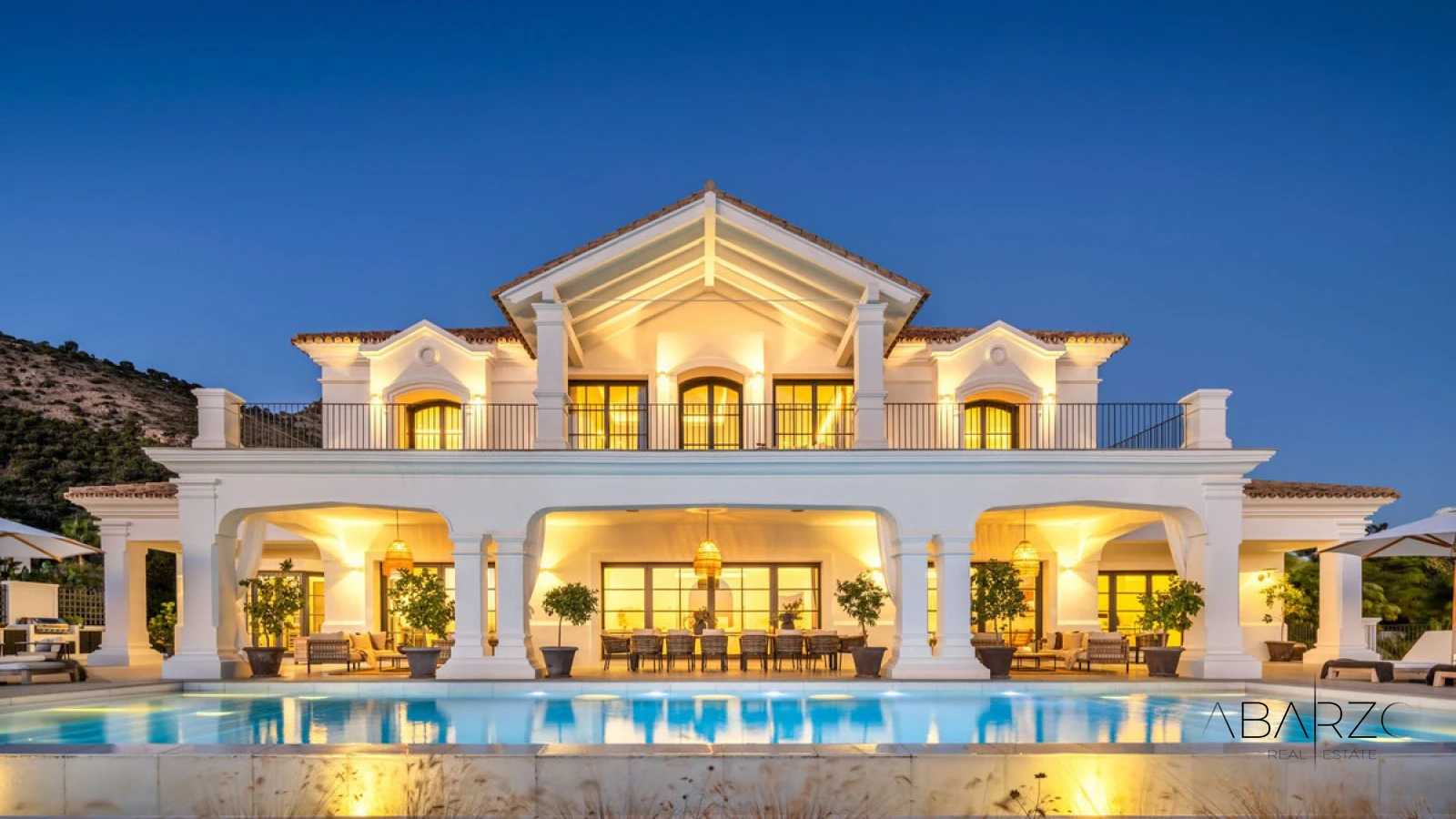 Mansion for Sale in Marbella Club Golf Resort with Sea Views and Private Pool — luxury property for sale in Marbella Club Golf Resort, Benahavís