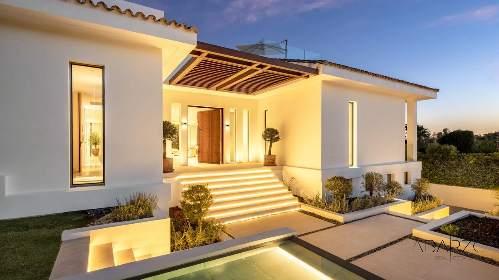 Mediterranean Frontline Golf Villa in Los Naranjos, Nueva Andalucía — interior, Nueva Andalucía, Marbella (15 of 32)